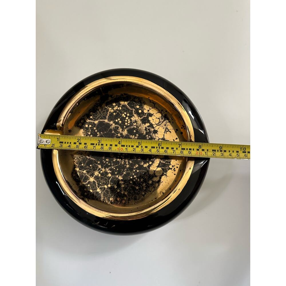 Vintage Retro Ashtray Black and Gold - Picture 4 of 11